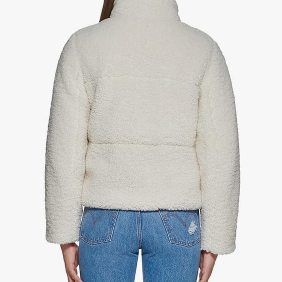 Levi’s Breanna white puffer jacket, size medium, shearling texture - Picture 3 of 6
